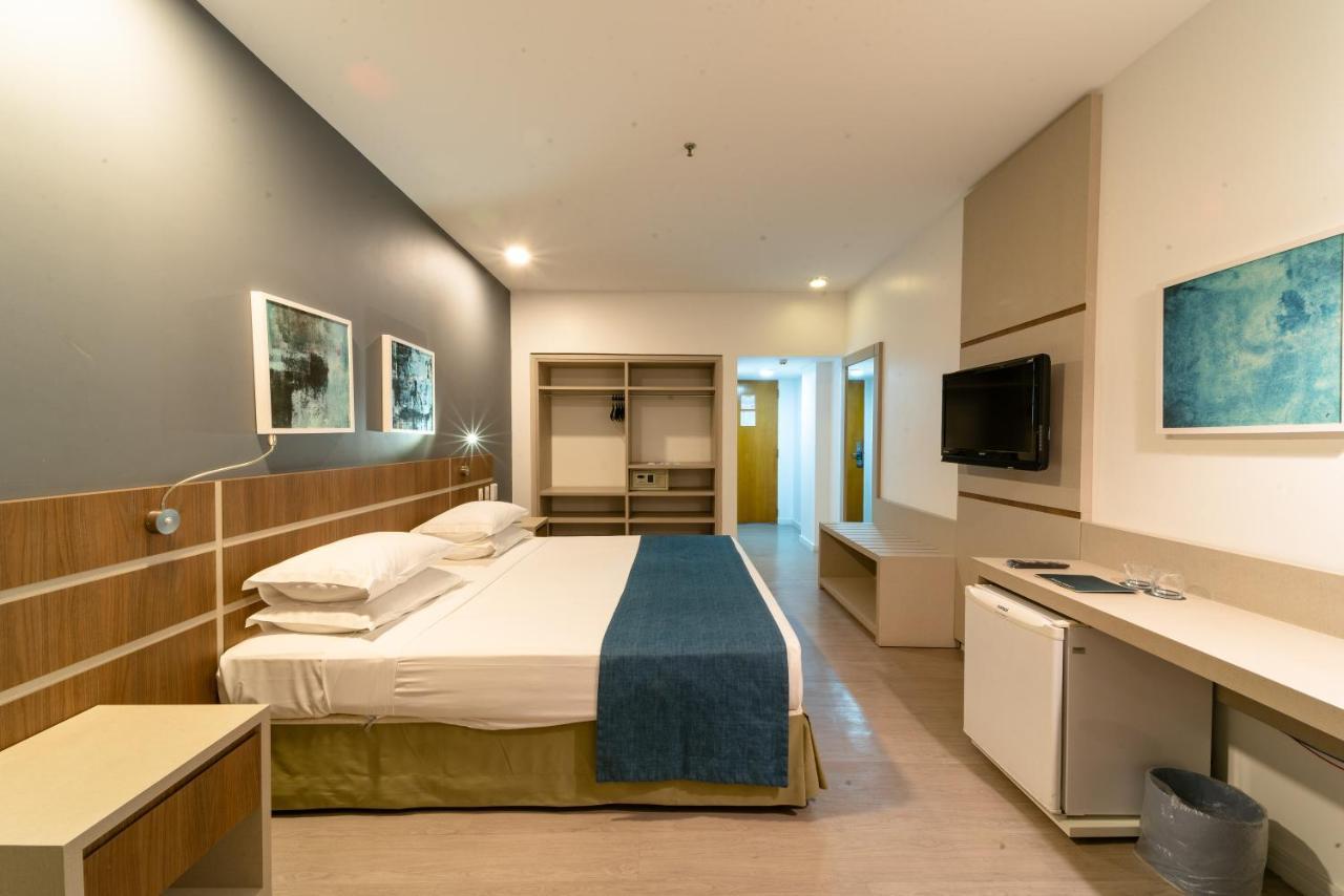 Quarto Triplo Superior com Vista do Mar